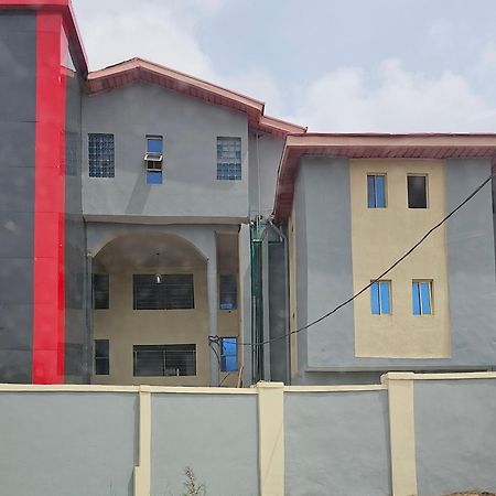 Bmh Hotel & Suites Ibadan Extérieur photo