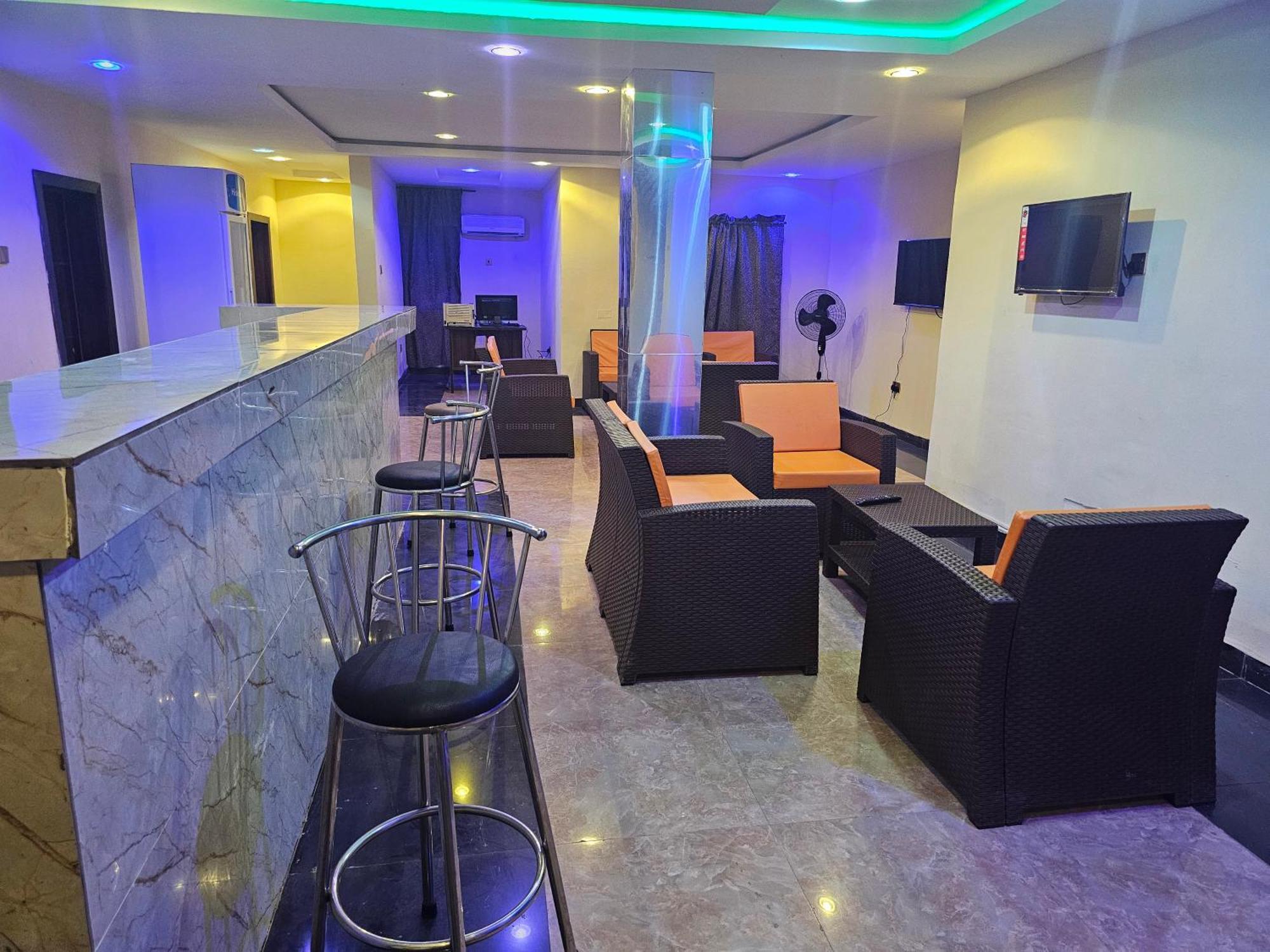 Bmh Hotel & Suites Ibadan Extérieur photo